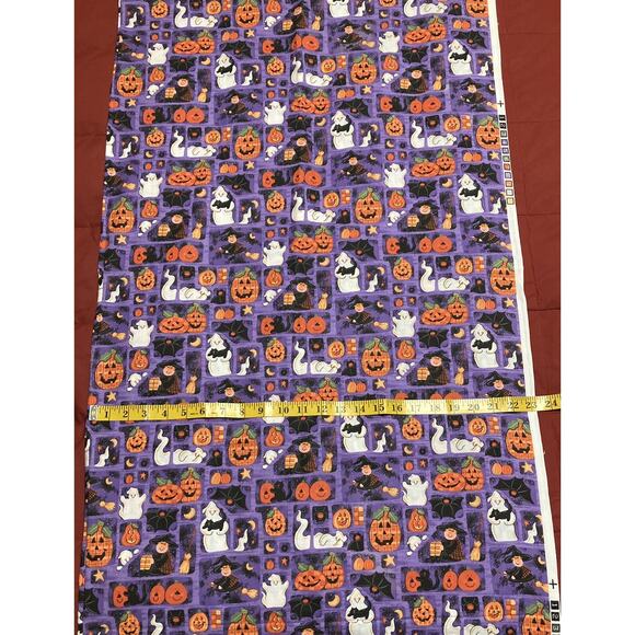 Halloween Holiday Cotton Fabric Material Ghosts Cats Witches Pumpkins 45.5 X 71 - Picture 4 of 4